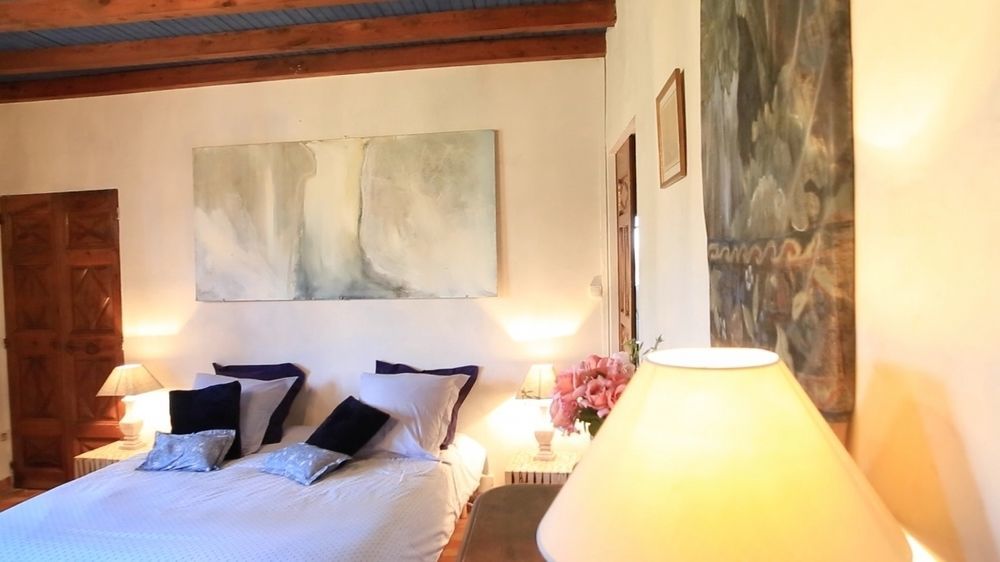 ヴィルヌーヴ・レ・ザヴィニョン メゾン オルシーニ Bed & Breakfast エクステリア 写真